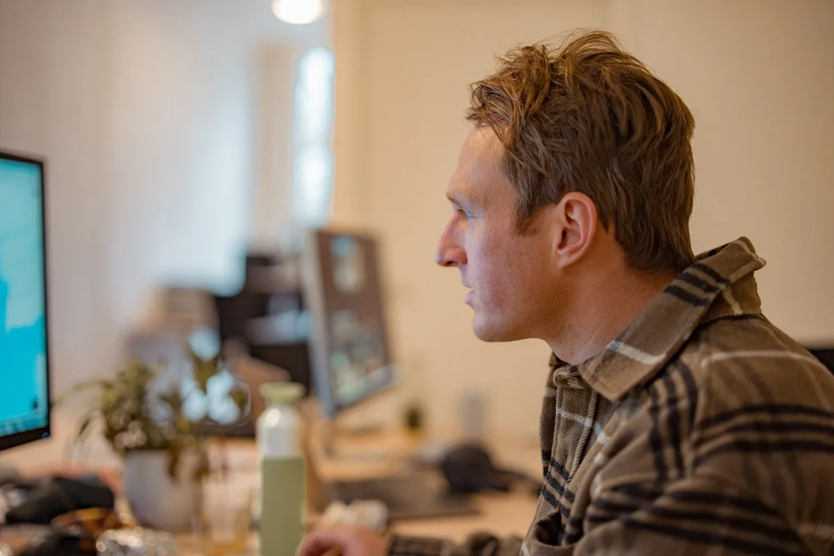Regisseur op set